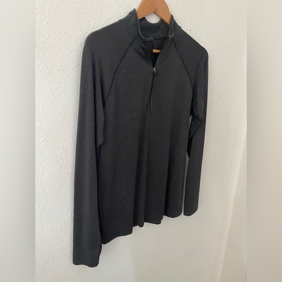 Lululemon Mens Quarter Zip-up - Picture 1 of 5